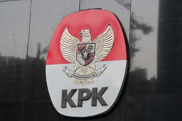 KPK Raids Safe Houses Again in Customs Case, Seizes Tens of Millions of USD